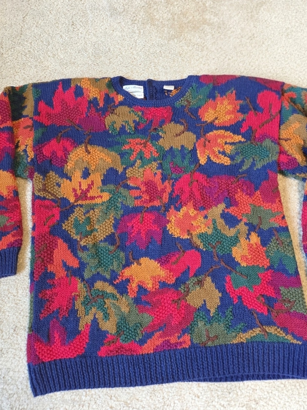 Vintage Multicolor Leaf Pattern Women's Sweater - Unbranded